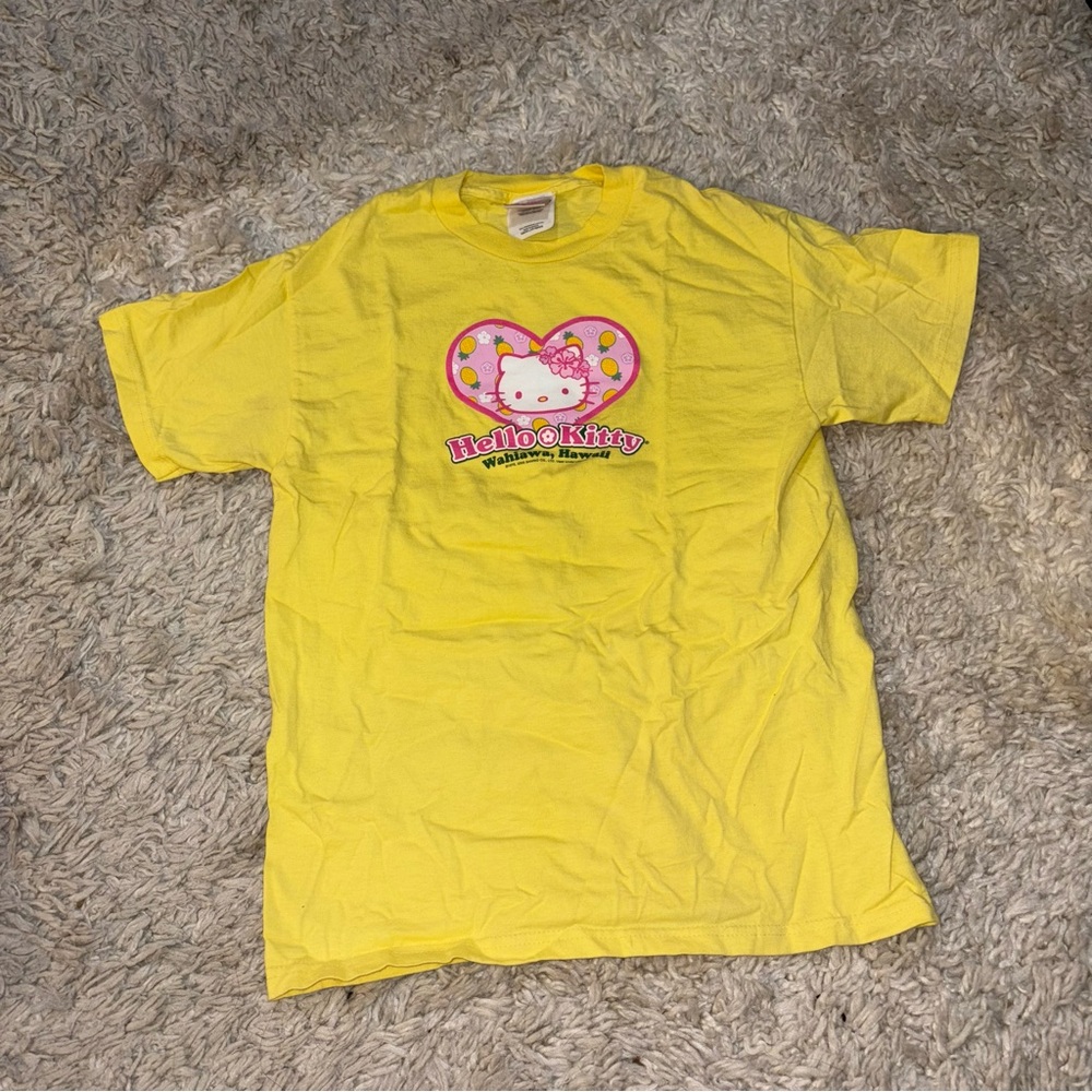 hello kitty hawaii shirt

sanrio licensed